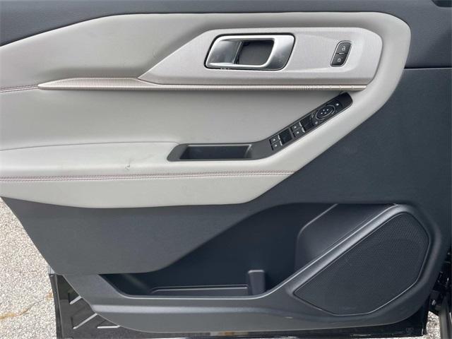 new 2025 Ford Explorer car, priced at $36,490