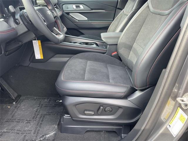 new 2025 Ford Explorer car