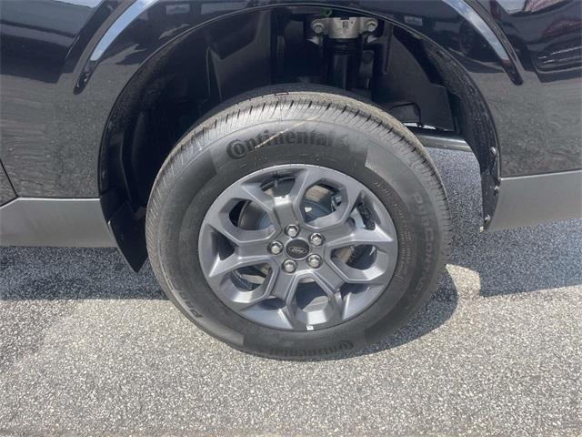 new 2025 Ford Maverick car, priced at $28,900