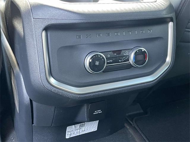 new 2025 Ford Expedition car, priced at $68,210