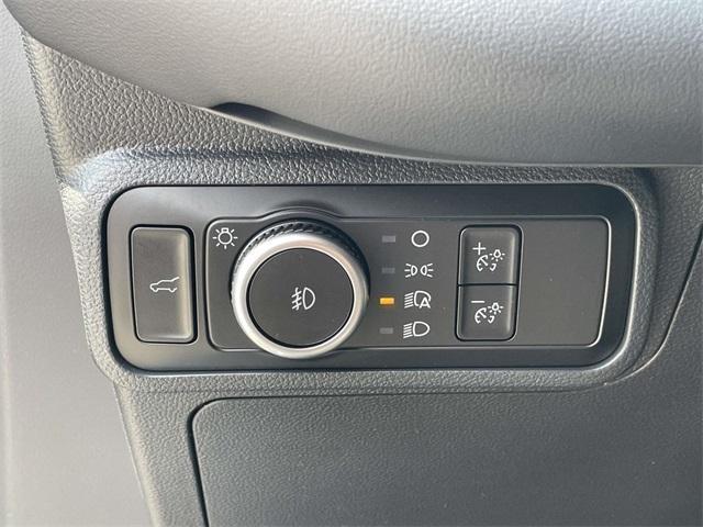 new 2025 Ford Explorer car, priced at $42,268