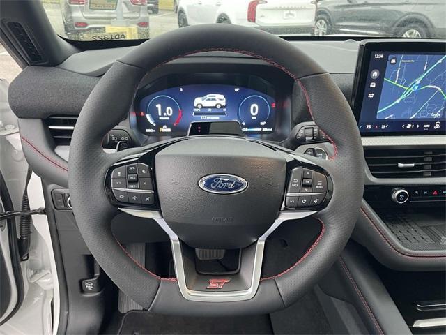 new 2025 Ford Explorer car, priced at $55,165
