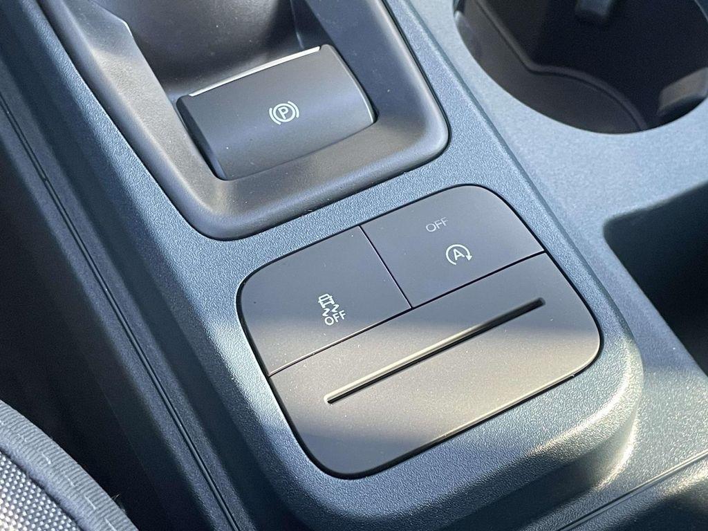 new 2025 Ford Maverick car, priced at $26,462