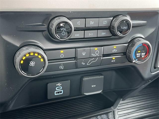 new 2024 Ford F-250 car, priced at $55,569