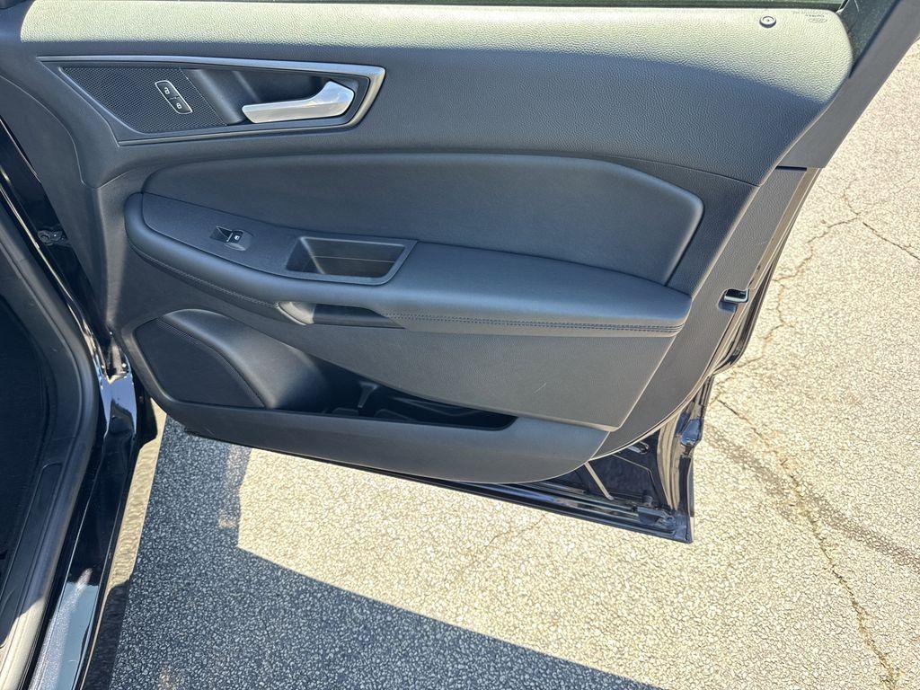 used 2021 Ford Edge car, priced at $16,873