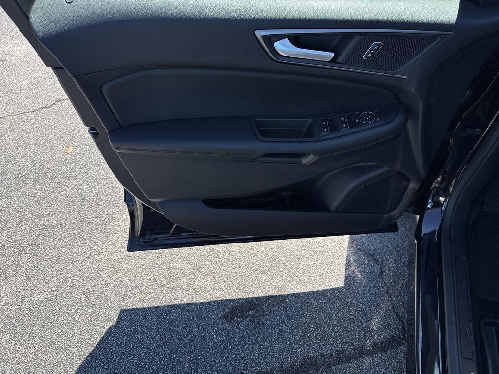 used 2021 Ford Edge car, priced at $16,873