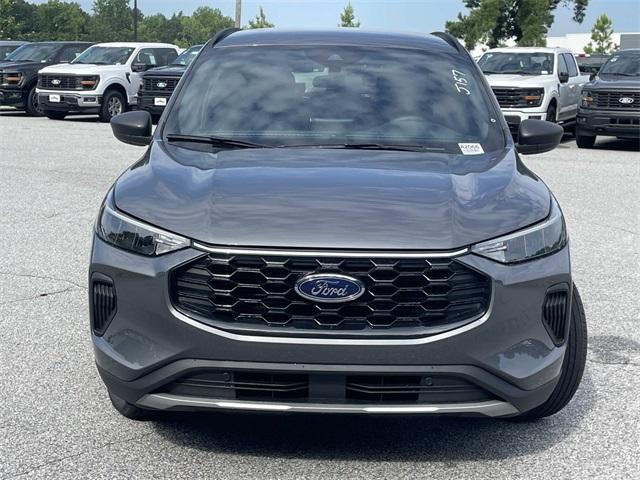 new 2025 Ford Escape car, priced at $25,995