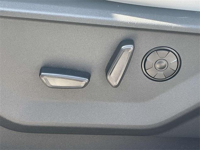 new 2025 Ford Expedition Max car, priced at $91,890