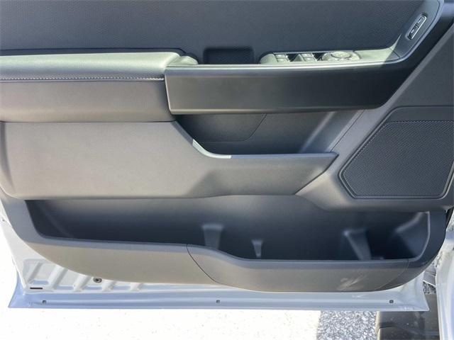 new 2025 Ford F-150 car, priced at $40,499
