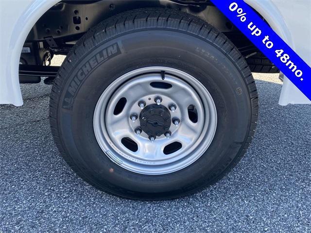 new 2024 Ford F-250 car, priced at $43,995