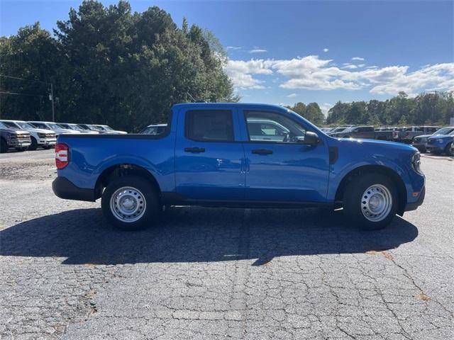 new 2025 Ford Maverick car, priced at $25,852