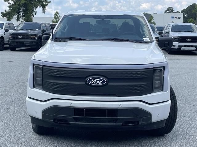 new 2025 Ford F-150 Lightning car