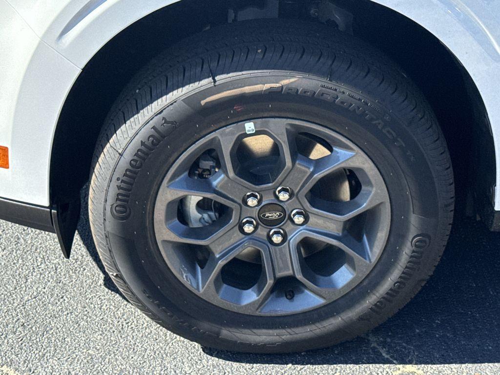 new 2025 Ford Maverick car, priced at $28,995