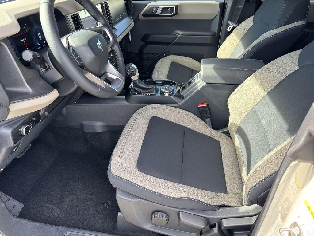 new 2025 Ford Bronco car, priced at $44,851