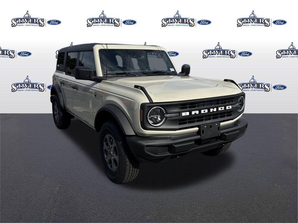 new 2025 Ford Bronco car, priced at $44,851