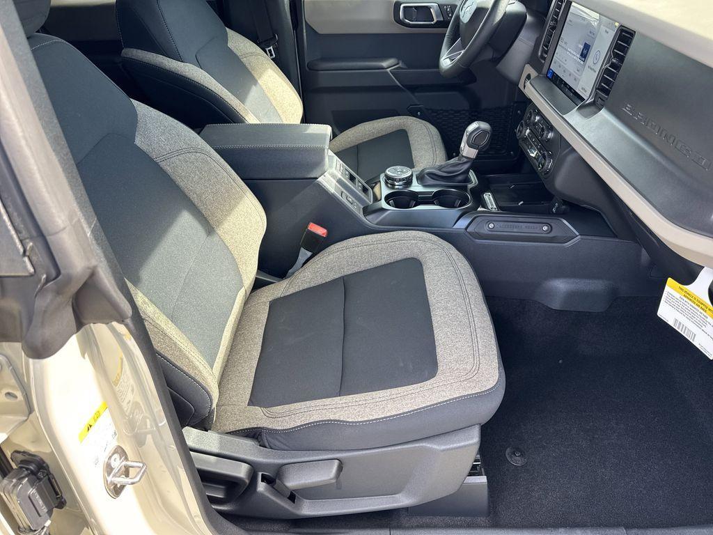 new 2025 Ford Bronco car, priced at $44,851