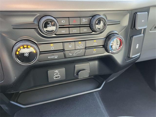 new 2025 Ford F-150 car, priced at $45,372