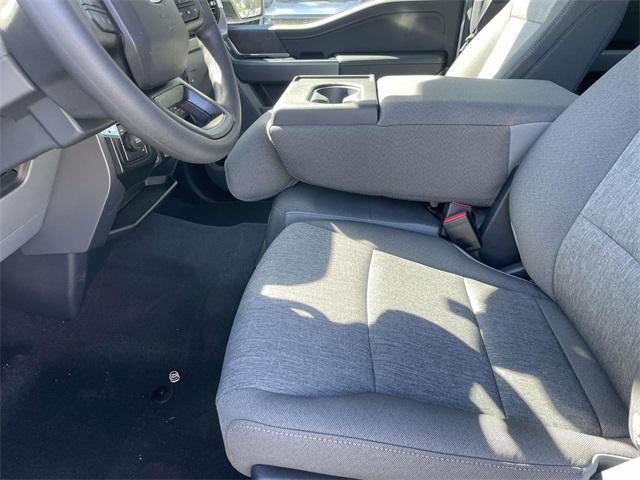 new 2025 Ford F-150 car, priced at $45,372