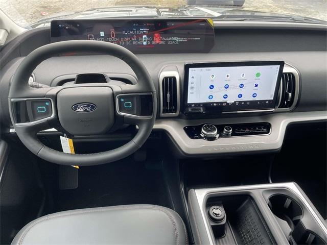 new 2025 Ford Expedition Max car, priced at $73,094