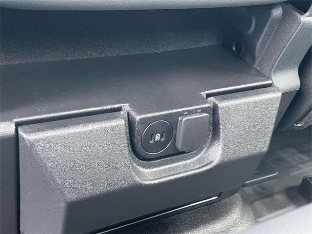 new 2025 Ford F-150 car, priced at $43,795