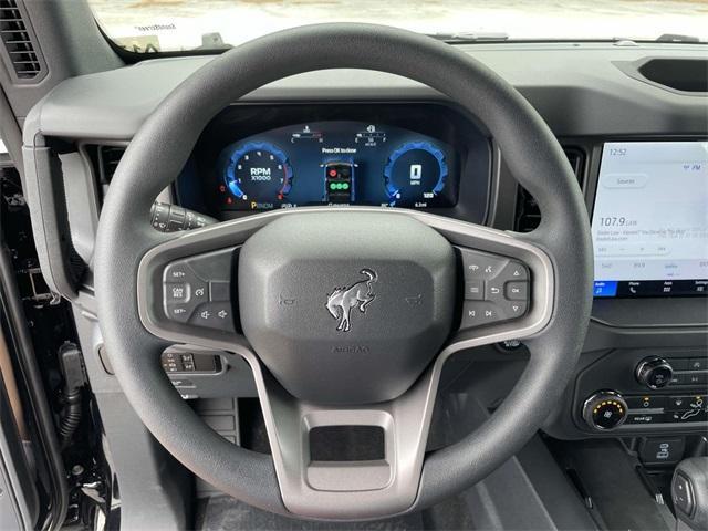 new 2025 Ford Bronco car, priced at $40,385