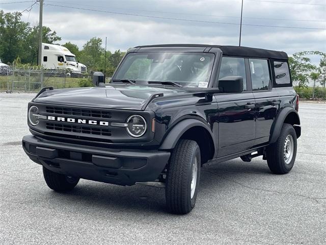 new 2025 Ford Bronco car, priced at $40,385