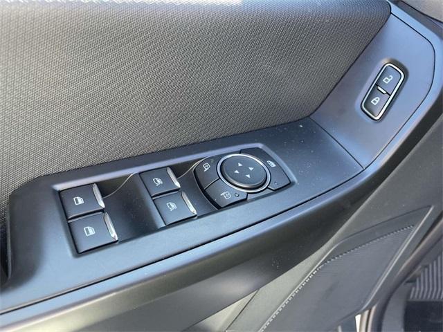 new 2025 Ford F-150 car, priced at $43,215