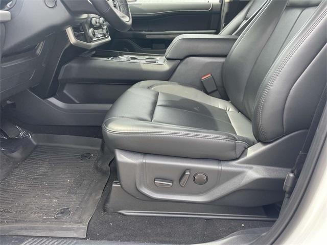 new 2024 Ford Expedition Max car