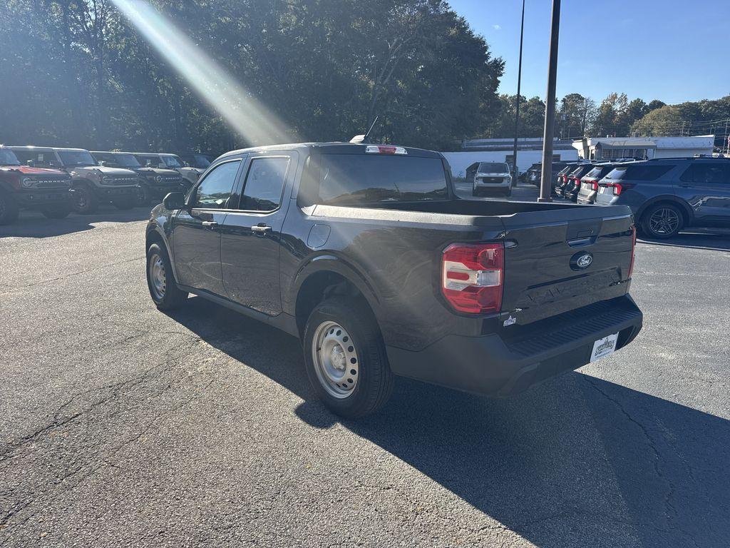new 2025 Ford Maverick car, priced at $27,336
