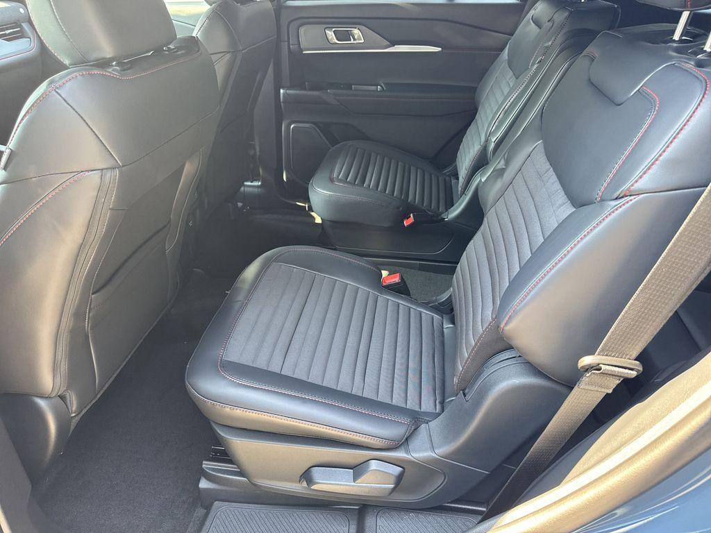 new 2025 Ford Explorer car, priced at $45,268