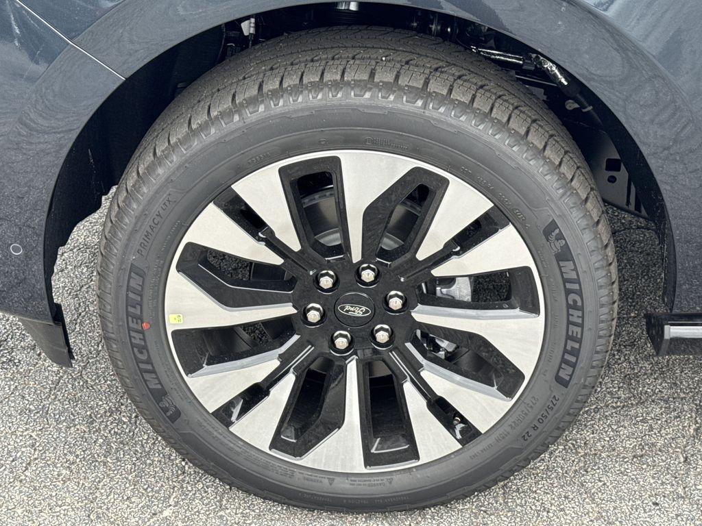 new 2025 Ford Expedition Max car, priced at $80,048