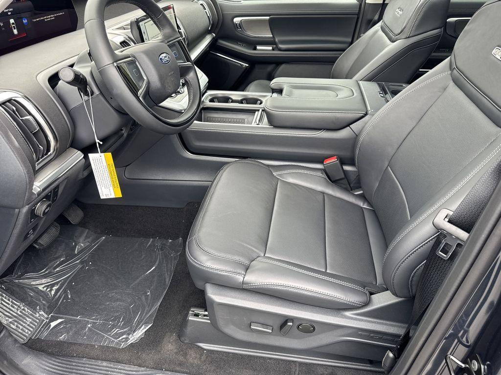 new 2025 Ford Expedition Max car, priced at $80,048