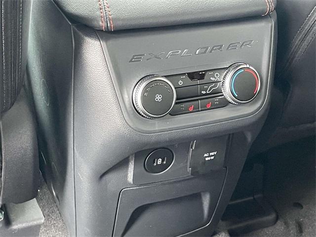 new 2025 Ford Explorer car
