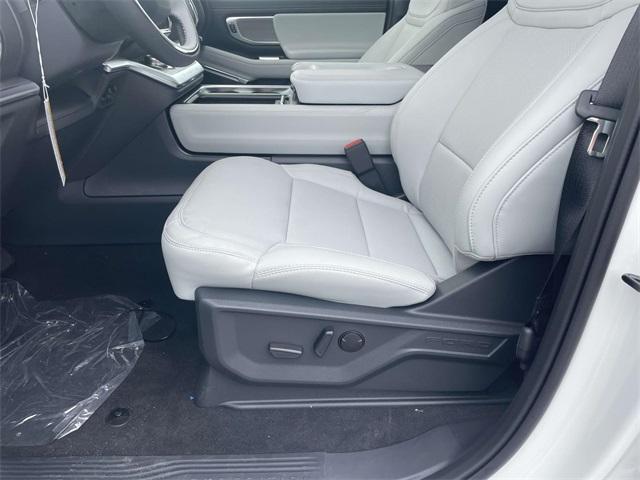 new 2025 Ford Expedition Max car, priced at $79,010