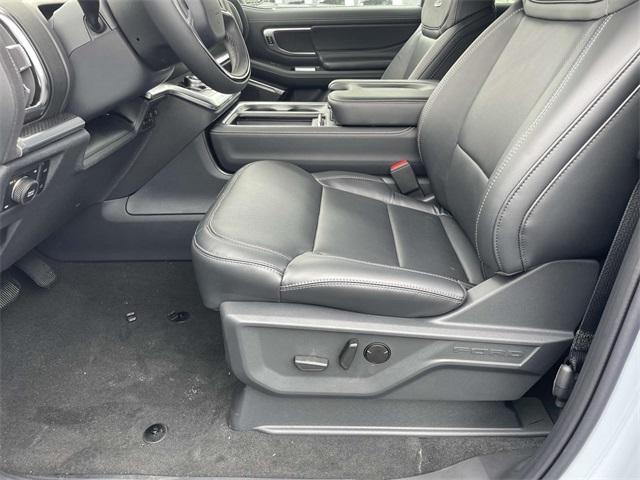 new 2025 Ford Expedition car, priced at $80,990