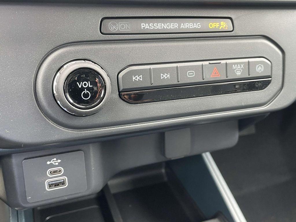 new 2025 Ford Maverick car, priced at $27,336