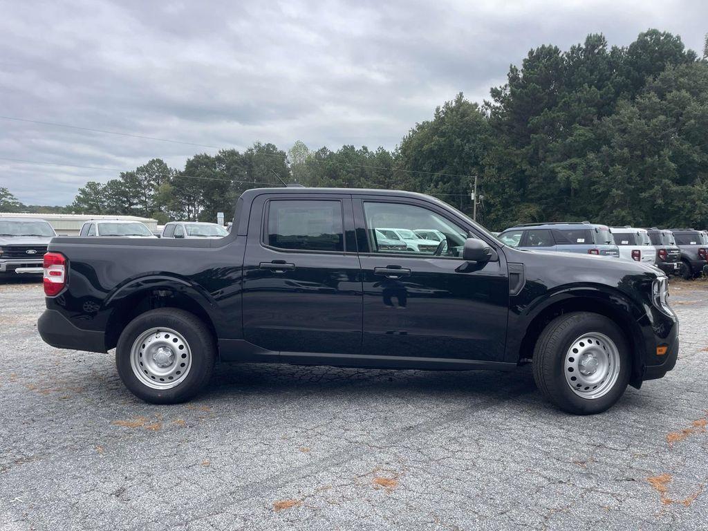 new 2025 Ford Maverick car, priced at $27,336