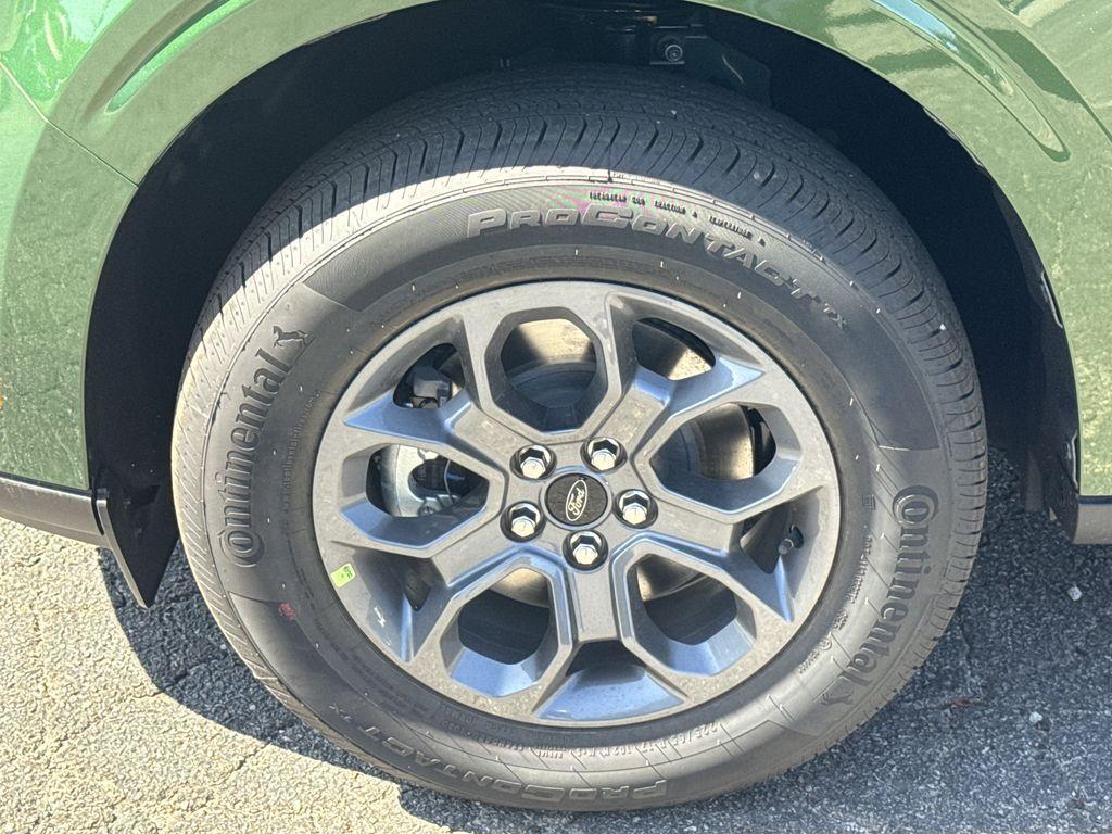 new 2025 Ford Maverick car, priced at $32,283