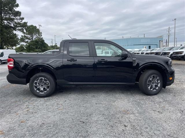 new 2025 Ford Maverick car, priced at $28,071