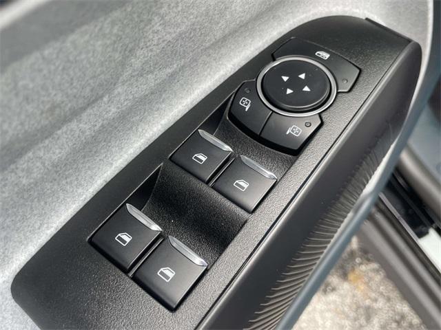 new 2025 Ford Maverick car, priced at $28,071