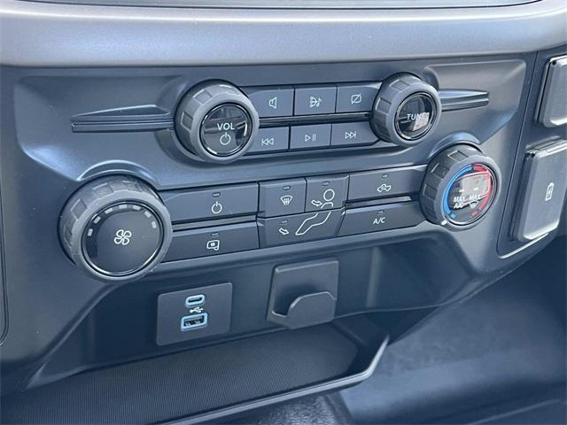 new 2024 Ford F-150 car, priced at $39,895