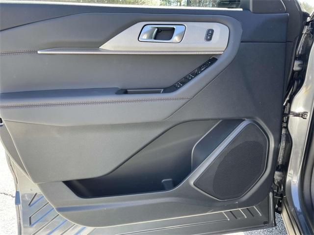 new 2025 Ford Explorer car, priced at $35,435