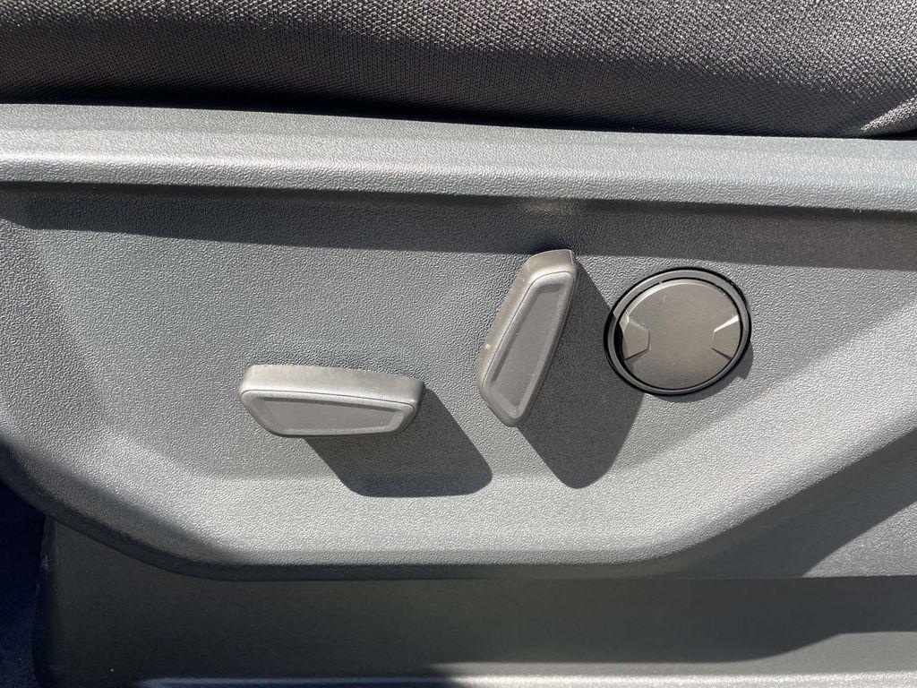 new 2025 Ford F-150 car, priced at $58,492