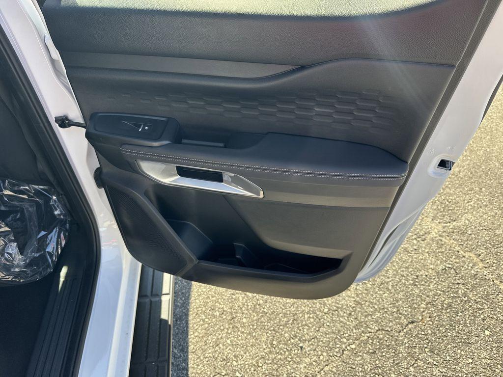 new 2025 Ford Ranger car, priced at $39,995