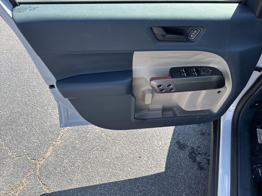 new 2025 Ford Maverick car, priced at $34,995