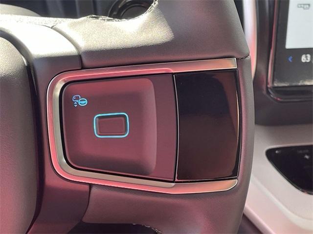 new 2025 Ford Expedition car, priced at $69,205
