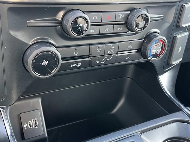 new 2025 Ford F-150 car, priced at $43,046