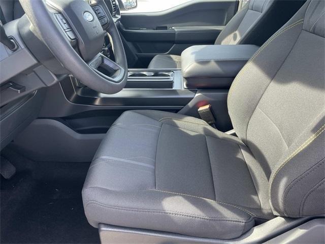new 2025 Ford F-150 car, priced at $39,990