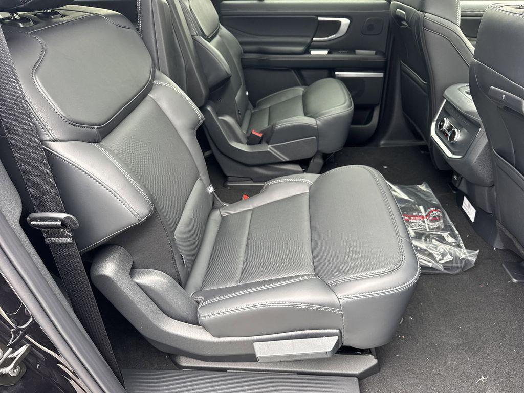 new 2025 Ford Expedition Max car, priced at $81,875