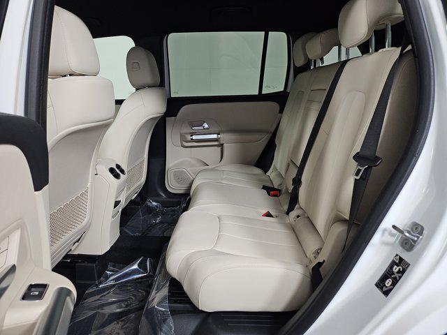 new 2025 Mercedes-Benz GLB 250 car, priced at $50,110